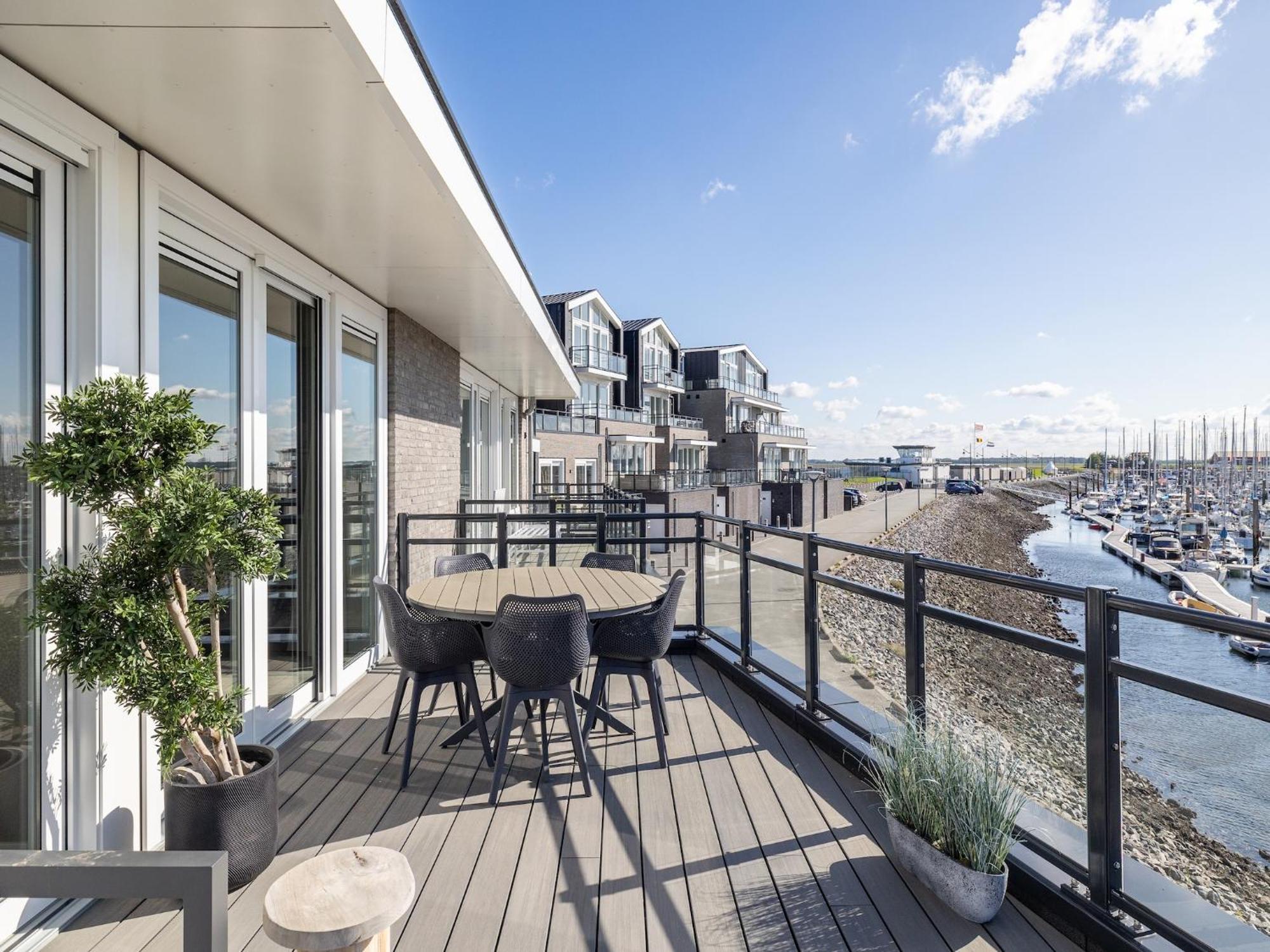 Beachfront With 2 Terraces Sint-Annaland
