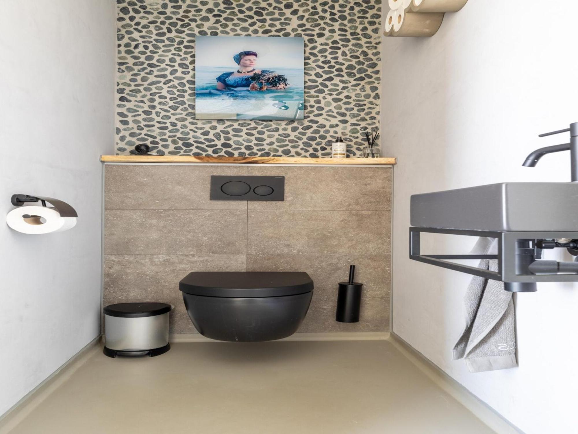 Beachfront With 2 Terraces Sint-Annaland